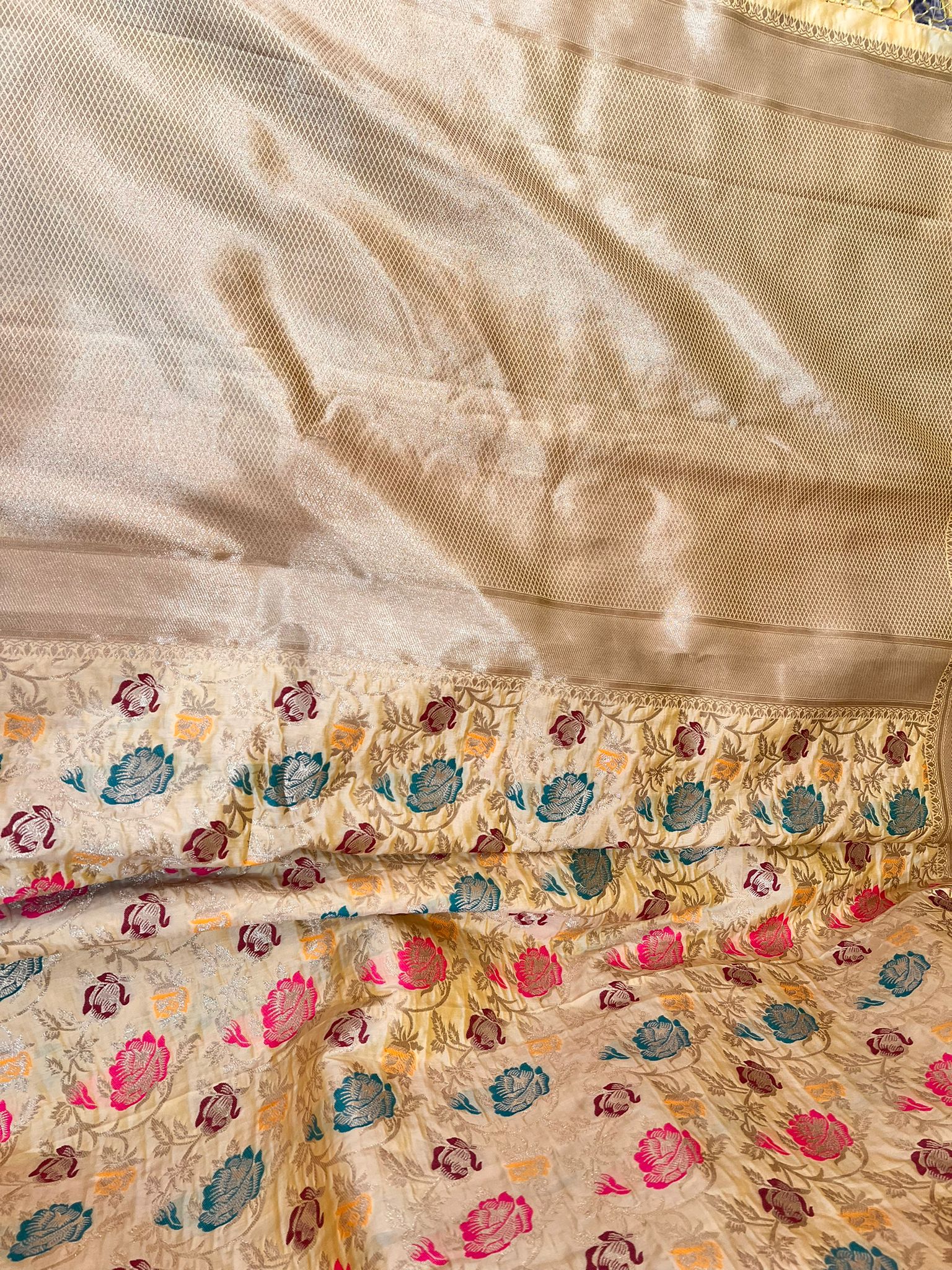 Tusser Finishing Silk Saree | Floral Design | Budget Friendly | Fall & Pico done | Golden Color - Image 5